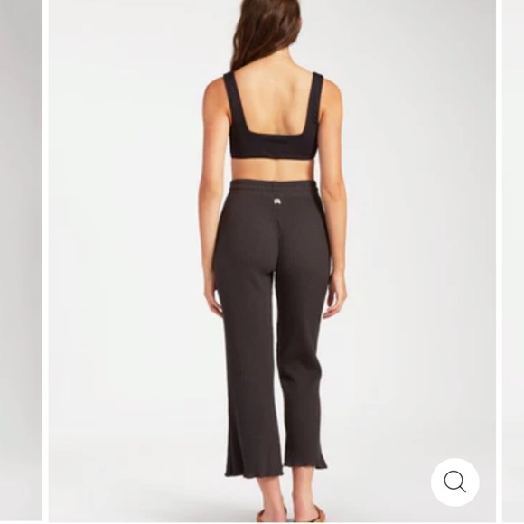 Billabong Black Cropped Pants - Picture 3 of 8
